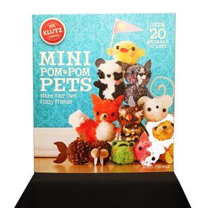 Mini Pom Pom Pets Activity Kit including Book and Supplies!